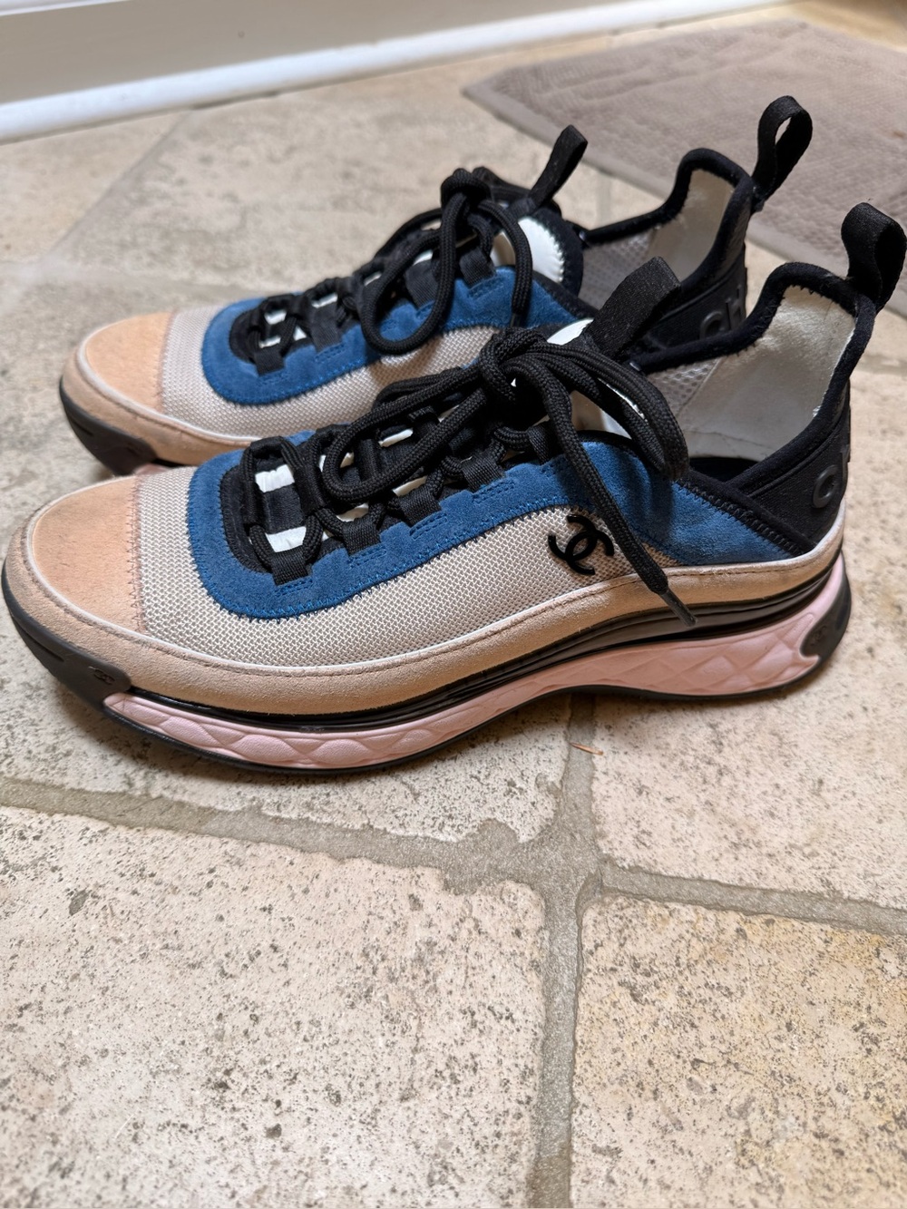 Chanel platform sneakers- blue, pink, beige. Size 39. 100% authentic. - Picture 12 of 12